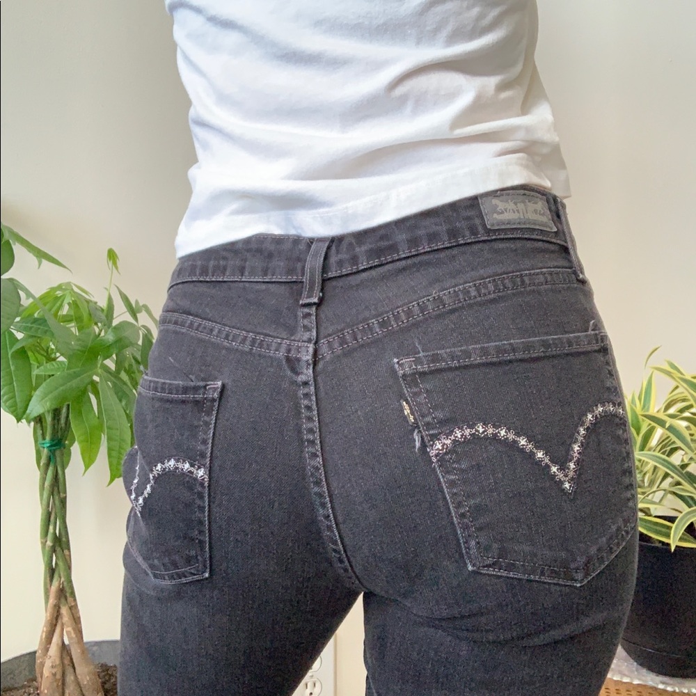 Black Mid Rise Skinny Levi Jeans